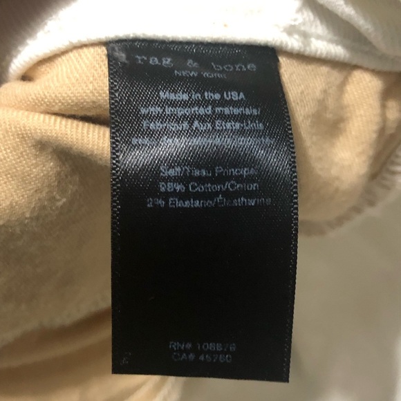 Women's White High-Waisted Jeans - Picture 5 of 7